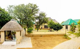 Zoe Bush Lodge