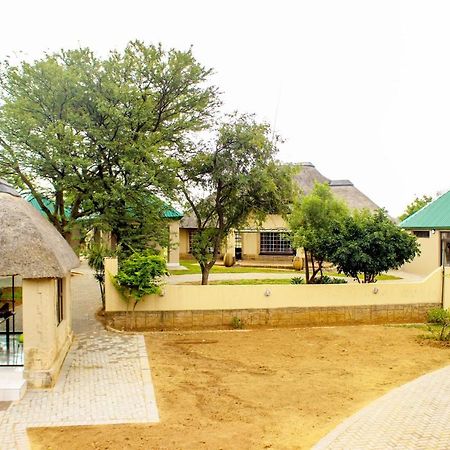 Zoe Bush Lodge Pretoria Exterior photo